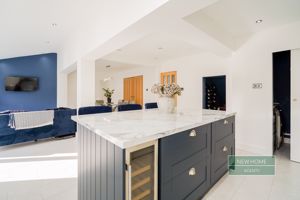 Photo 30- click for photo gallery